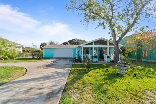 $355,000 | 710 North Ann Street, Rockport, TX 78382