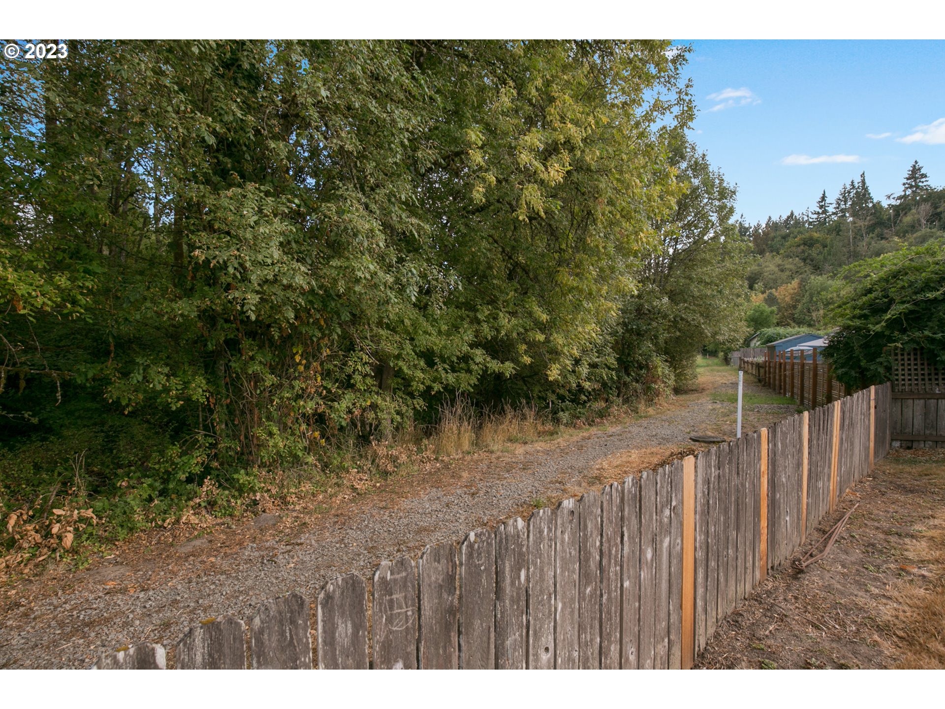 18 South Gee Creek Loop Ridgefield, WA 98642 - Photo 20 of 24 a view of outdoor space and yard