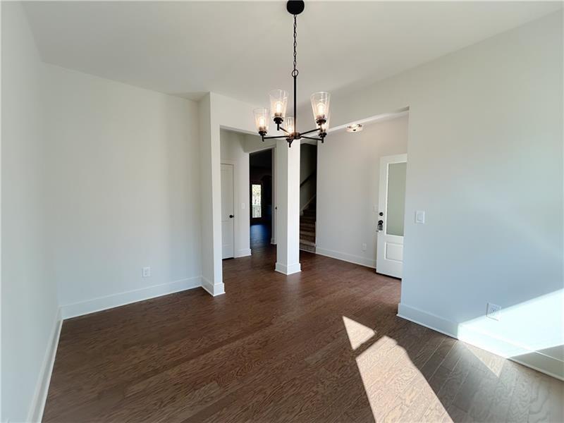 27 Bridgestone Way Cartersville, GA 30120 - Photo 5 of 31 a view of a livingroom with wooden floor