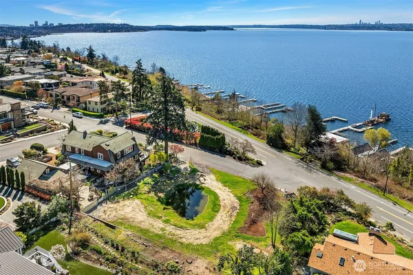 $2,600,000 | 508 8th Avenue West, Unit B, Kirkland, WA 98033