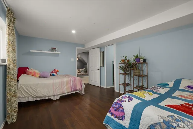 $420,000 | 911 Parkfield Terrace, Manchester, MO 63021