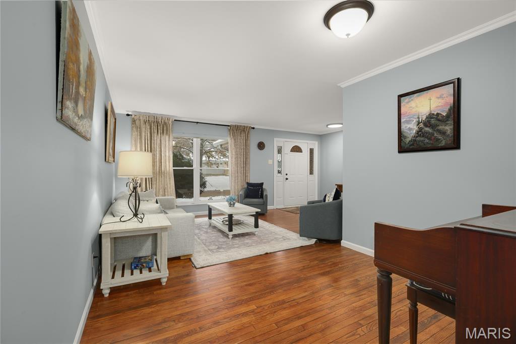 911 Parkfield Terrace Manchester, MO 63021 - Photo 2 of 28