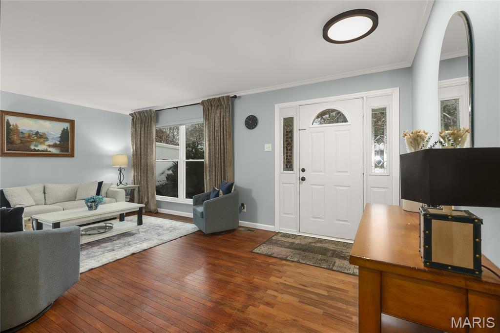 911 Parkfield Terrace Manchester, MO 63021 - Photo 3 of 28