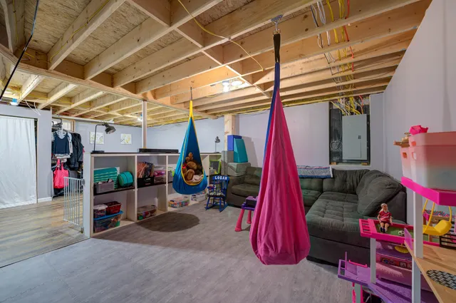 $399,999 | 474 Doles Ridge Road, Limerick, ME 04048