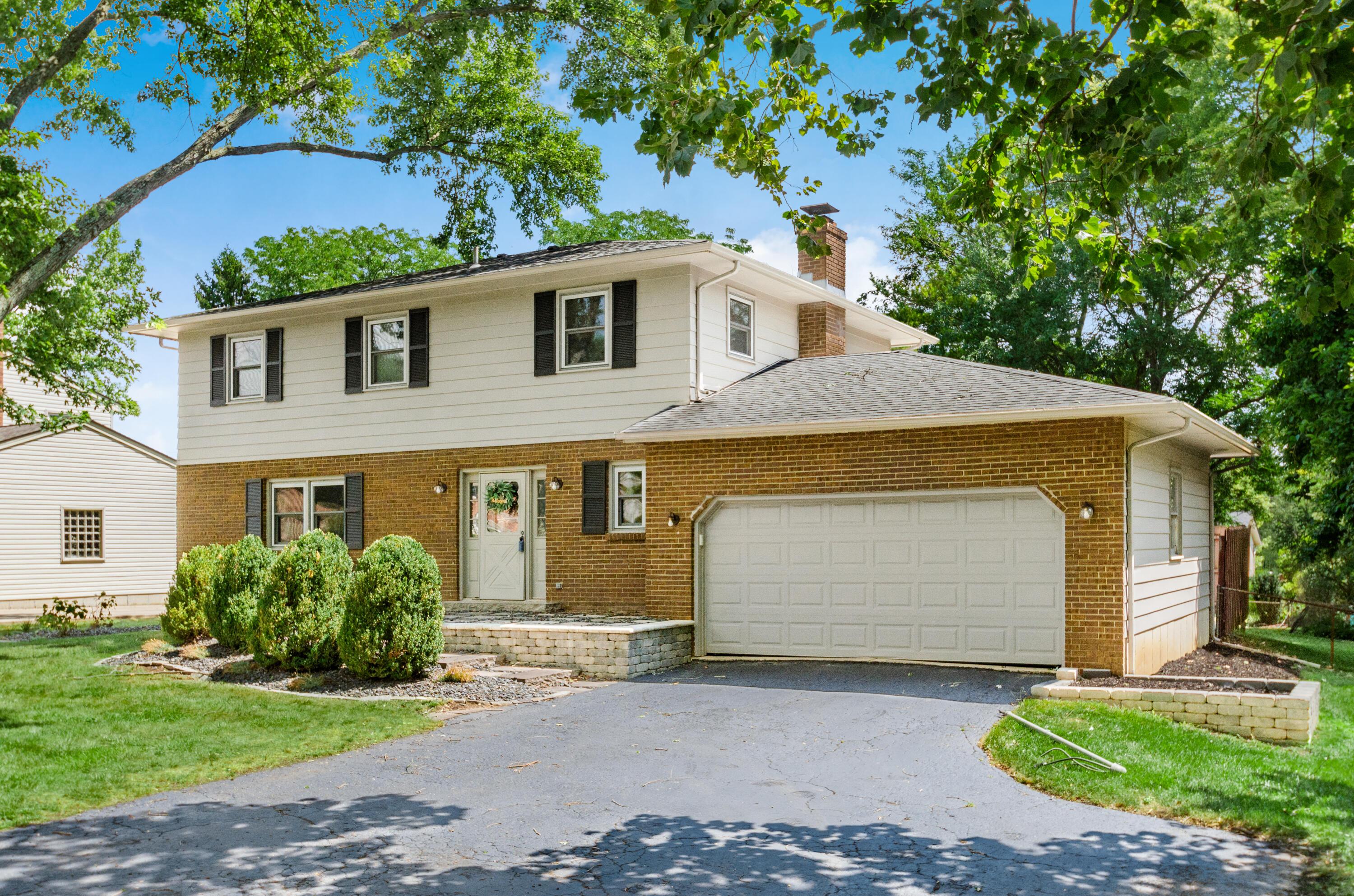 5560 Linworth Road Columbus, OH 43235 - Photo 1 of 37 K_5560_Linworth_Rd007-2