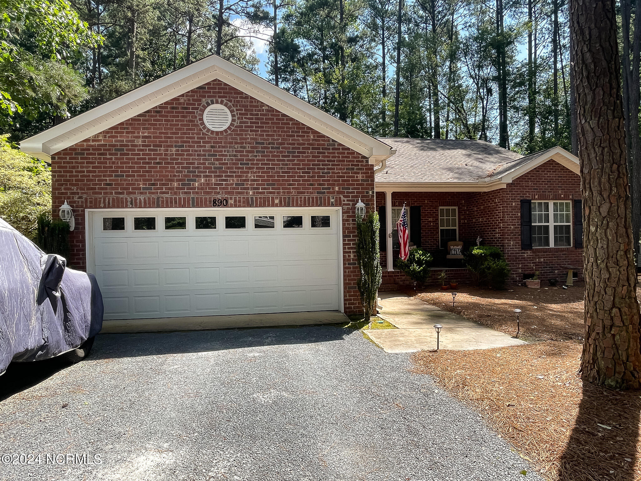 890 Burning Tree Road Pinehurst, NC 28374 - Photo 2 of 44 890 Burning Tree Rd