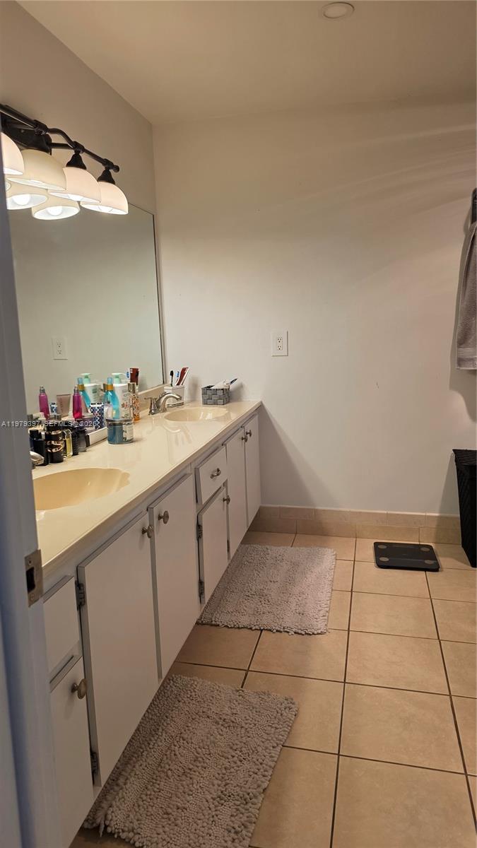 750 Northeast 199th Street, Unit 101H Miami, FL 33179 - Photo 22 of 52