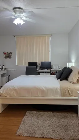 $2,400 | 750 Northeast 199th Street, Unit 101H, Miami, FL 33179