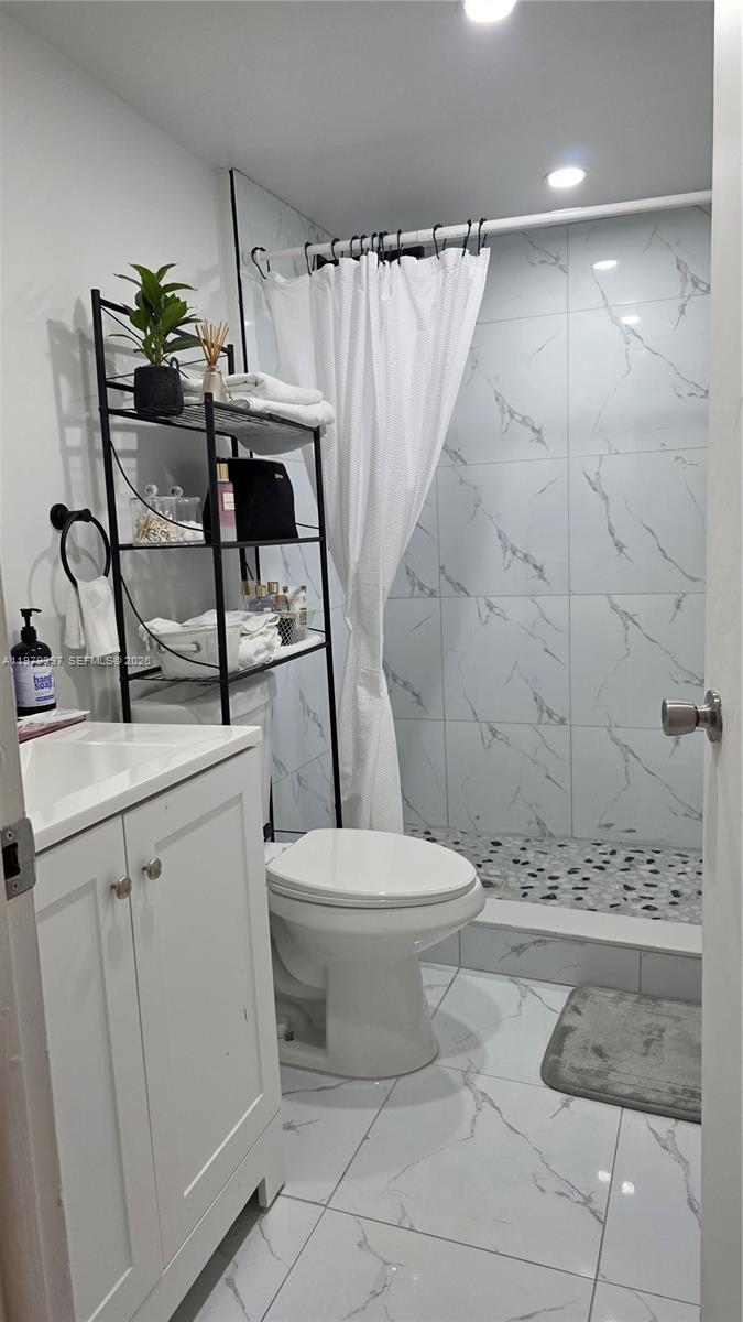 750 Northeast 199th Street, Unit 101H Miami, FL 33179 - Photo 31 of 52