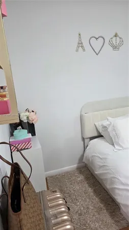 $2,400 | 750 Northeast 199th Street, Unit 101H, Miami, FL 33179