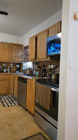 $2,400 | 750 Northeast 199th Street, Unit 101H, Miami, FL 33179