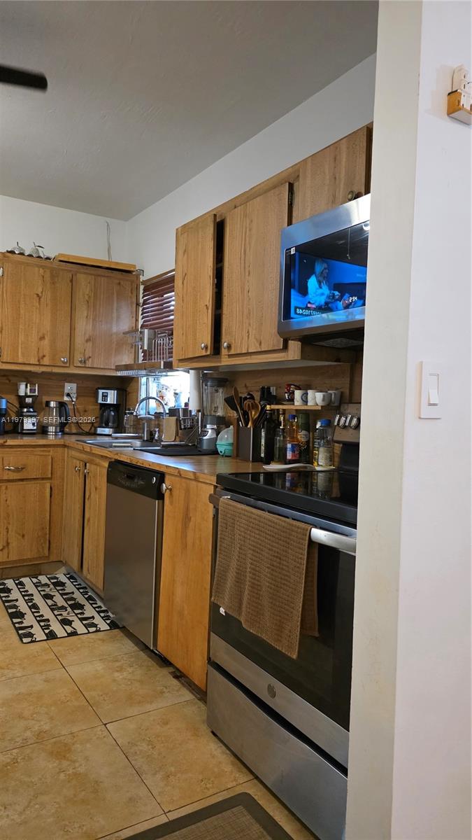 750 Northeast 199th Street, Unit 101H Miami, FL 33179 - Photo 39 of 52
