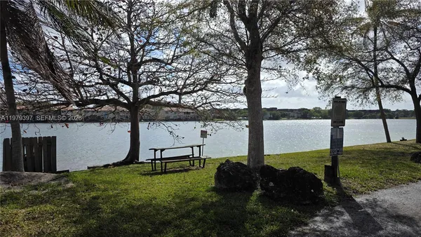 $2,450 | 750 Northeast 199th Street, Unit 101H, Miami, FL 33179