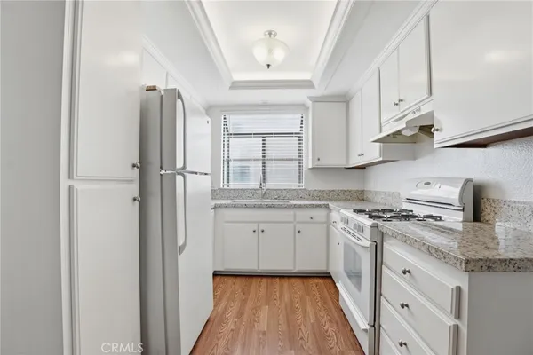 $489,995 | 27657 Ironstone Drive, Unit 1, Canyon Country, CA 91387