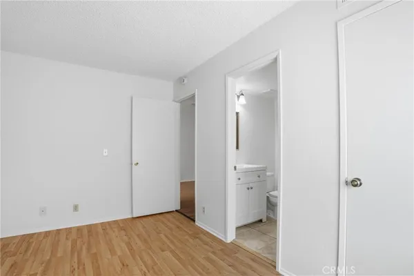 $489,995 | 27657 Ironstone Drive, Unit 1, Canyon Country, CA 91387