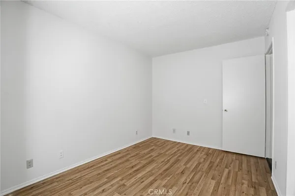 $489,995 | 27657 Ironstone Drive, Unit 1, Canyon Country, CA 91387