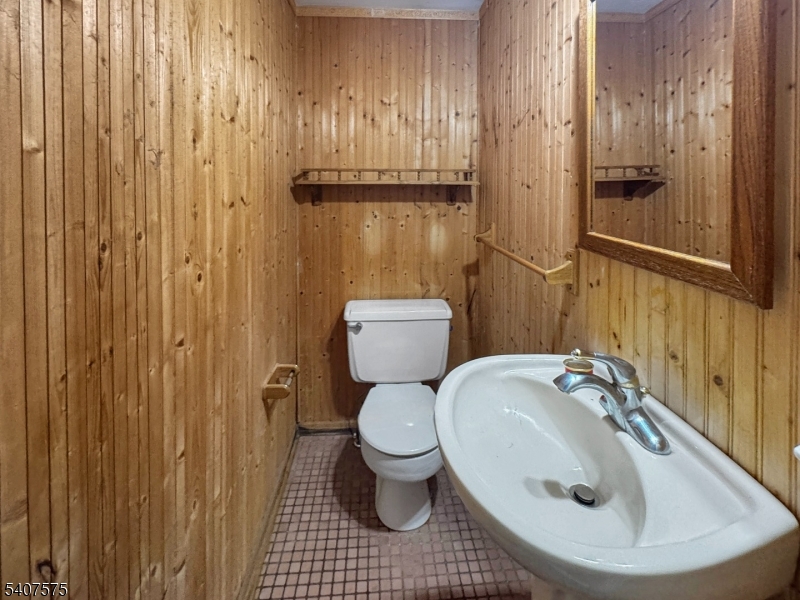 4 Hadlar Drive Lebanon, NJ 08833 - Photo 12 of 30