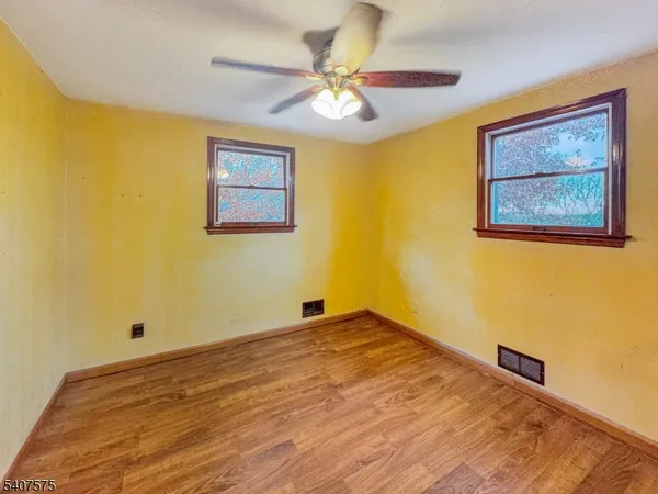 $500,000 | 4 Hadlar Drive, Lebanon, NJ 08833