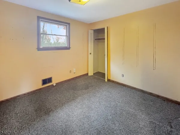 $500,000 | 4 Hadlar Drive, Lebanon, NJ 08833