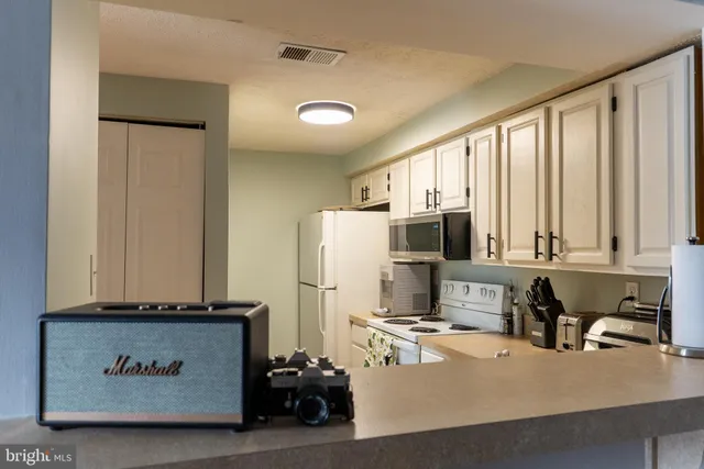 $235,000 | 800 Stratford Way, Unit E, Frederick, MD 21701