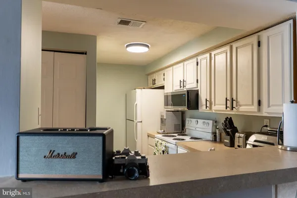 $230,000 | 800 Stratford Way, Unit E, Frederick, MD 21701