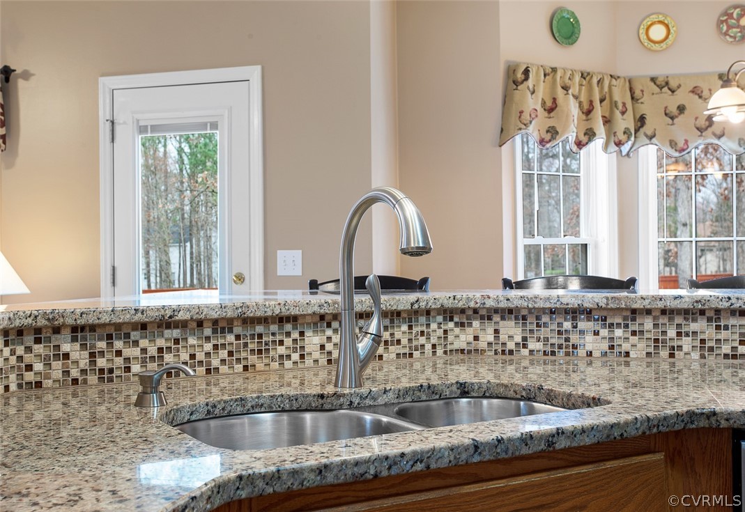 2120 Ridgefield Green Way Henrico, VA 23233 - Photo 14 of 36