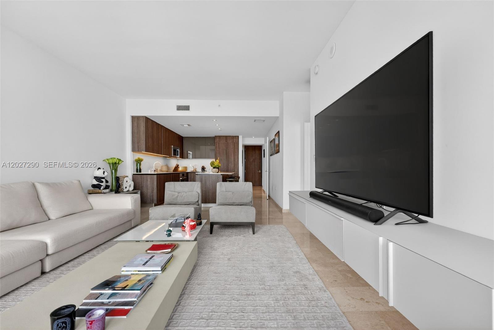 88 Southwest 7th Street, Unit 2408 Miami, FL 33130 - Photo 8 of 20