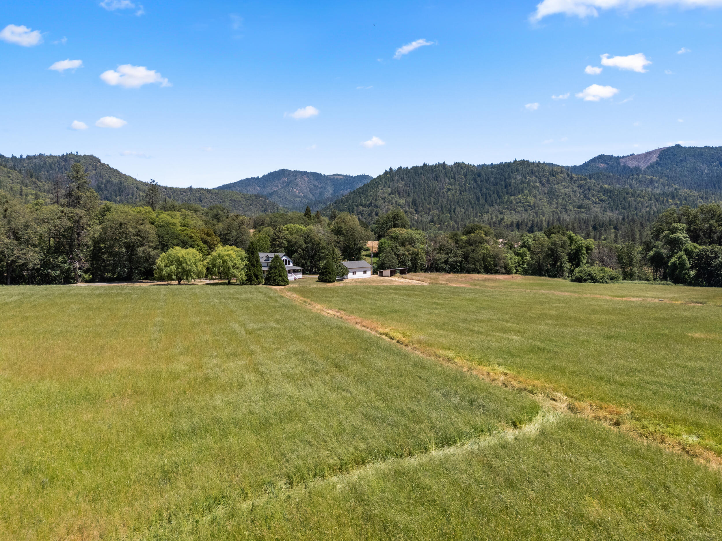 13500 East Evans Creek Road Rogue River, OR 97537 - Photo 63 of 78