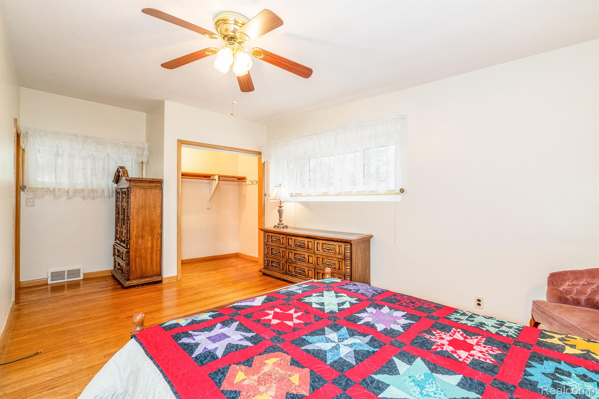 16121 Haggerty Road Belleville, MI 48111 - Photo 32 of 60 Gallery Image 32