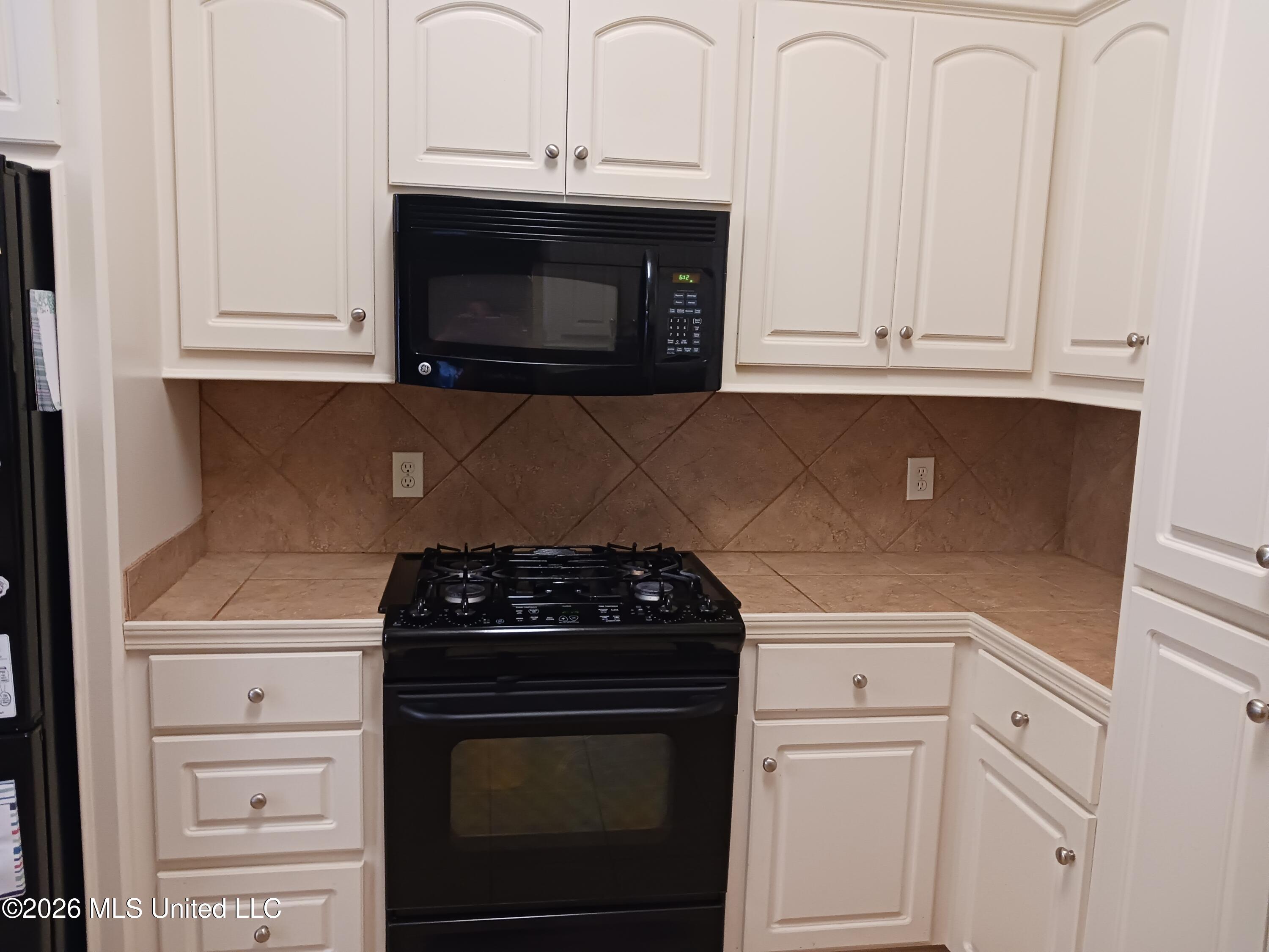 1926 East Ridge Circle, Unit LOT 291) Madison, MS 39110 - Photo 7 of 17 1000000645