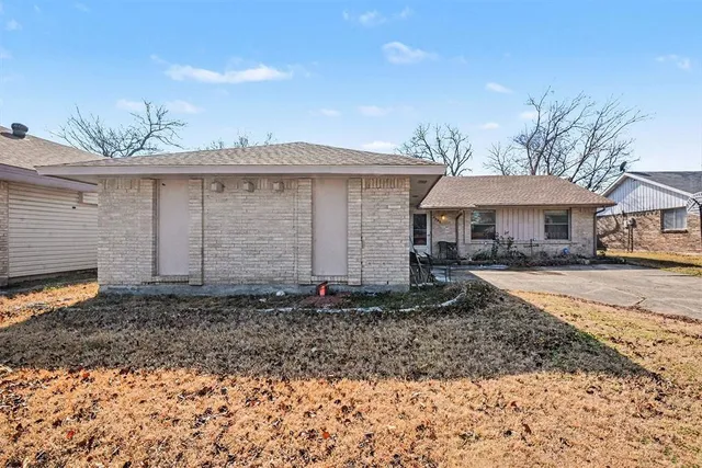 $290,000 | 5005 Heather Glen Drive, Garland, TX 75043
