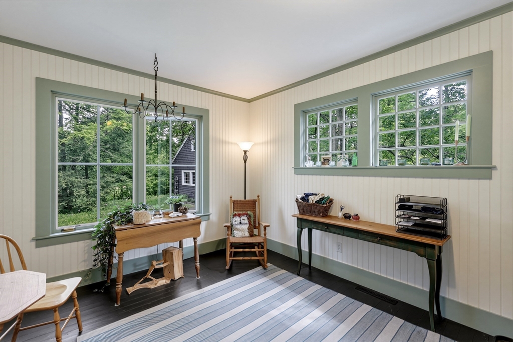 91 Sunset Avenue Amherst, MA 01002 - Photo 22 of 42