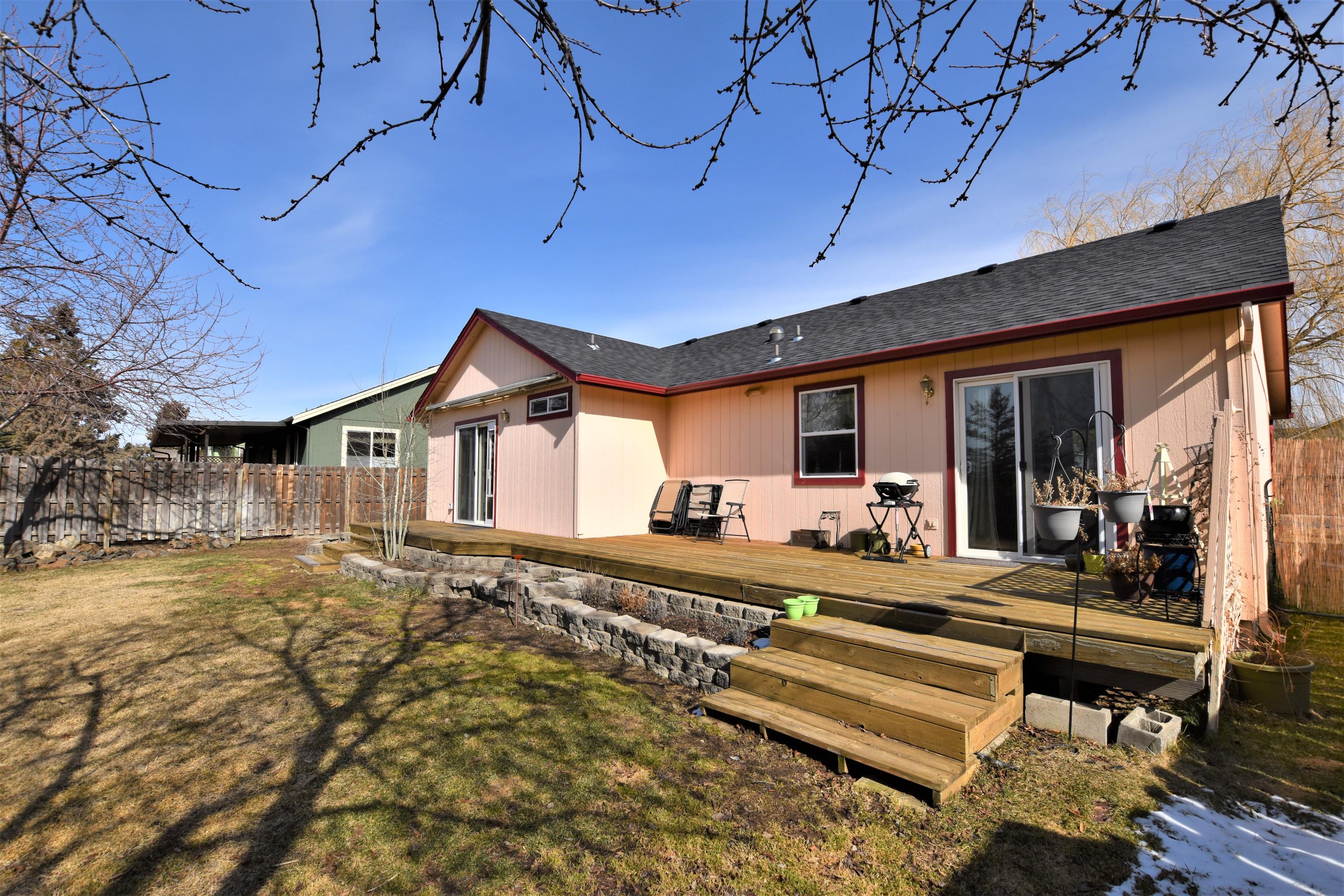 62645 Hawkview Road Bend, OR 97701 - Photo 21 of 22 #21