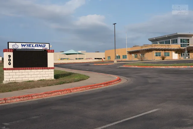 $298,500 | 812 Battenburg Trail, Pflugerville, TX 78660