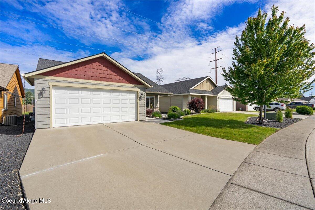 7881 West Kayak Court Rathdrum, ID 83858 - Photo 3 of 42 02-Front of Home