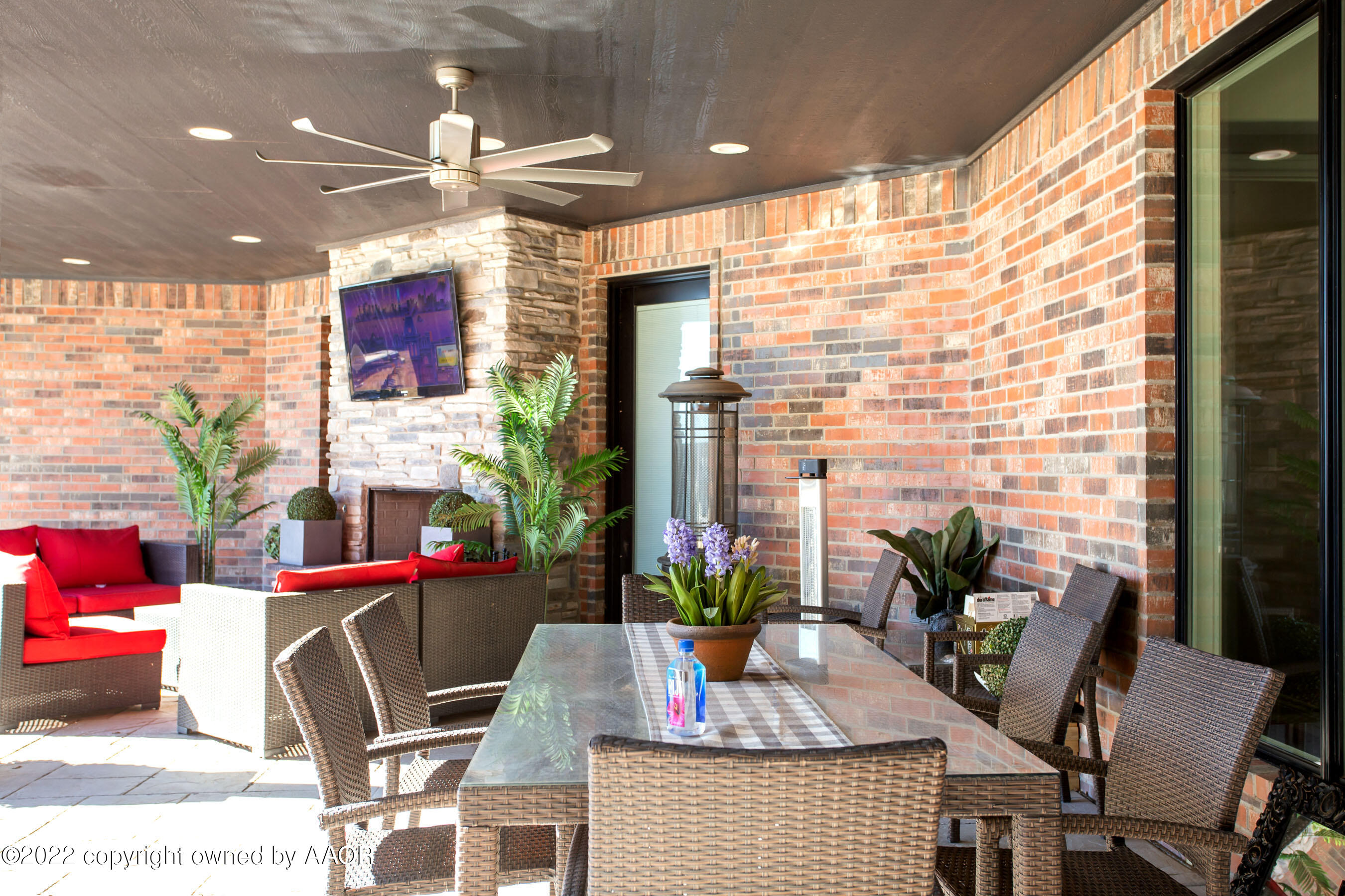 9101 Blackhawk Road Amarillo, TX 79119 - Photo 70 of 73 a view of an outdoor dining space with a patio