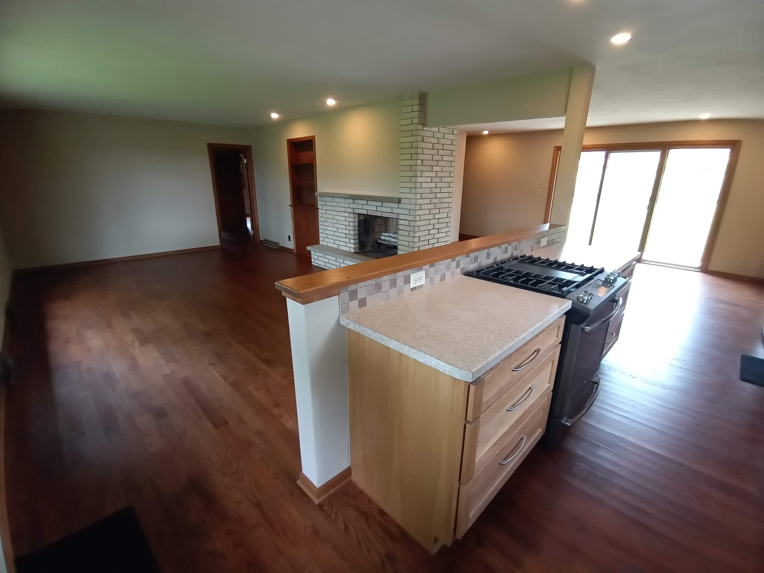 2824 Goeke Road Pecatonica, IL 61063 - Photo 11 of 38 Gallery Image 11