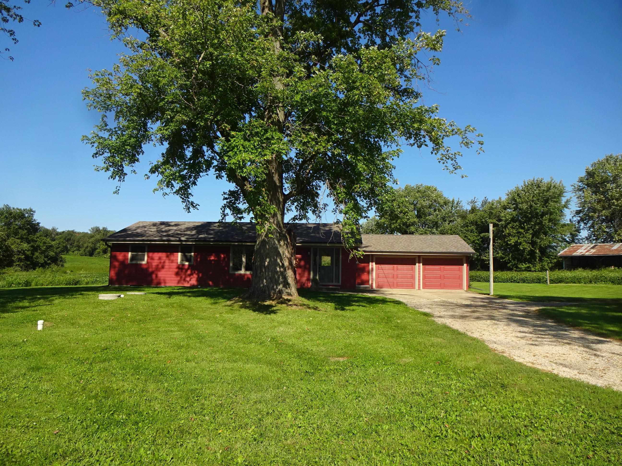 2824 Goeke Road Pecatonica, IL 61063 - Photo 2 of 38 Gallery Image 2