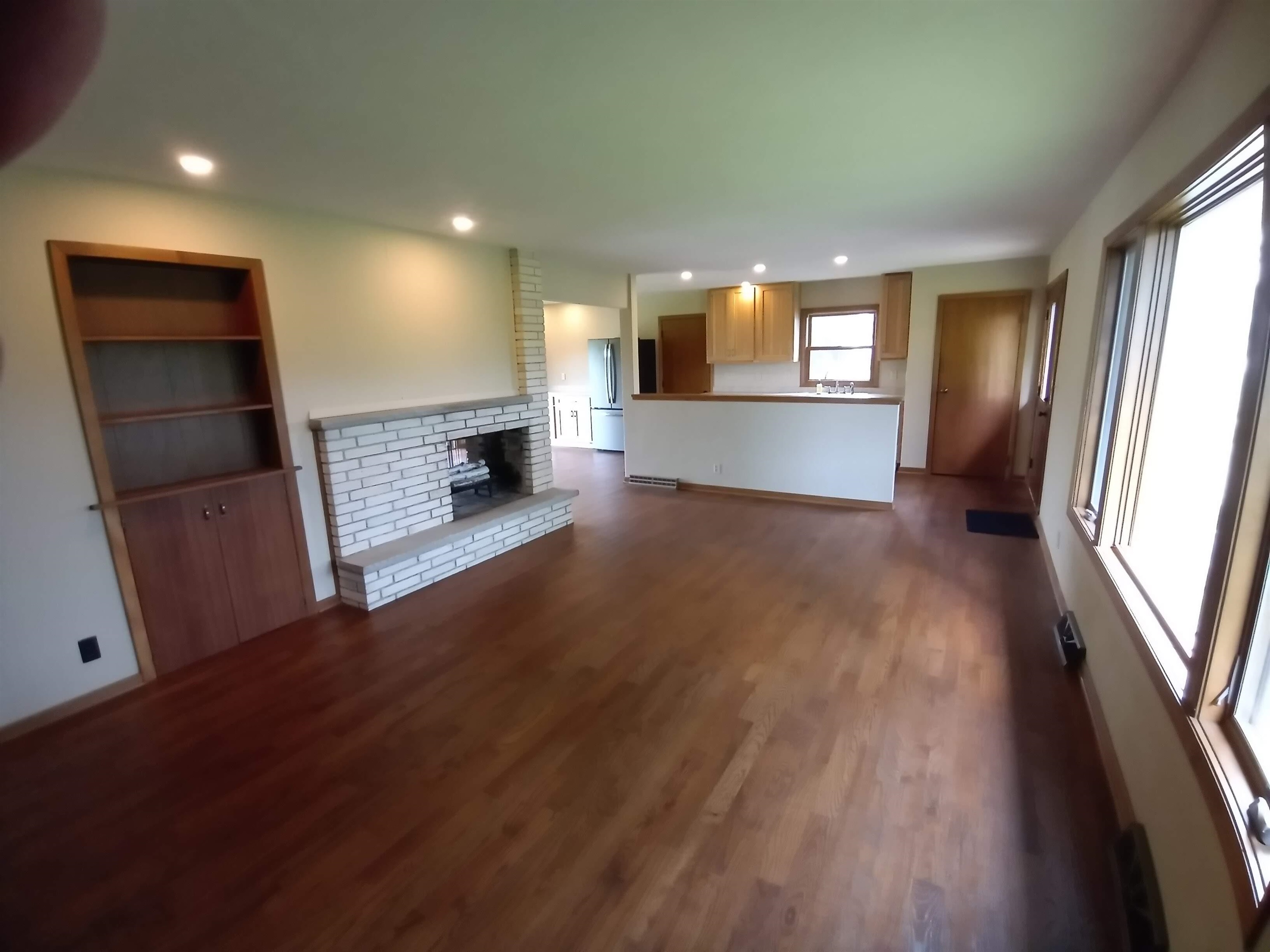 2824 Goeke Road Pecatonica, IL 61063 - Photo 4 of 38 Gallery Image 4