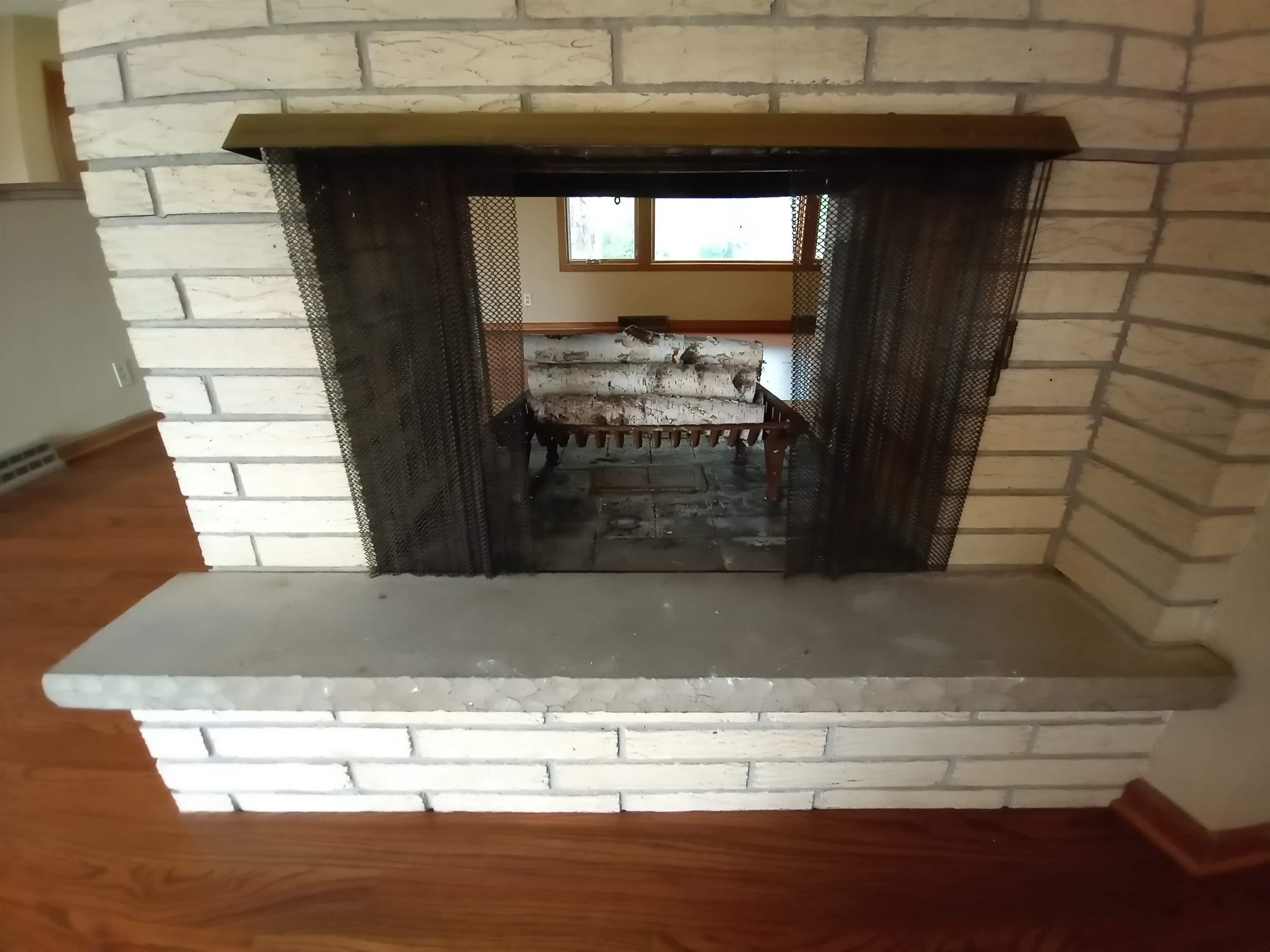 2824 Goeke Road Pecatonica, IL 61063 - Photo 7 of 38 Gallery Image 7
