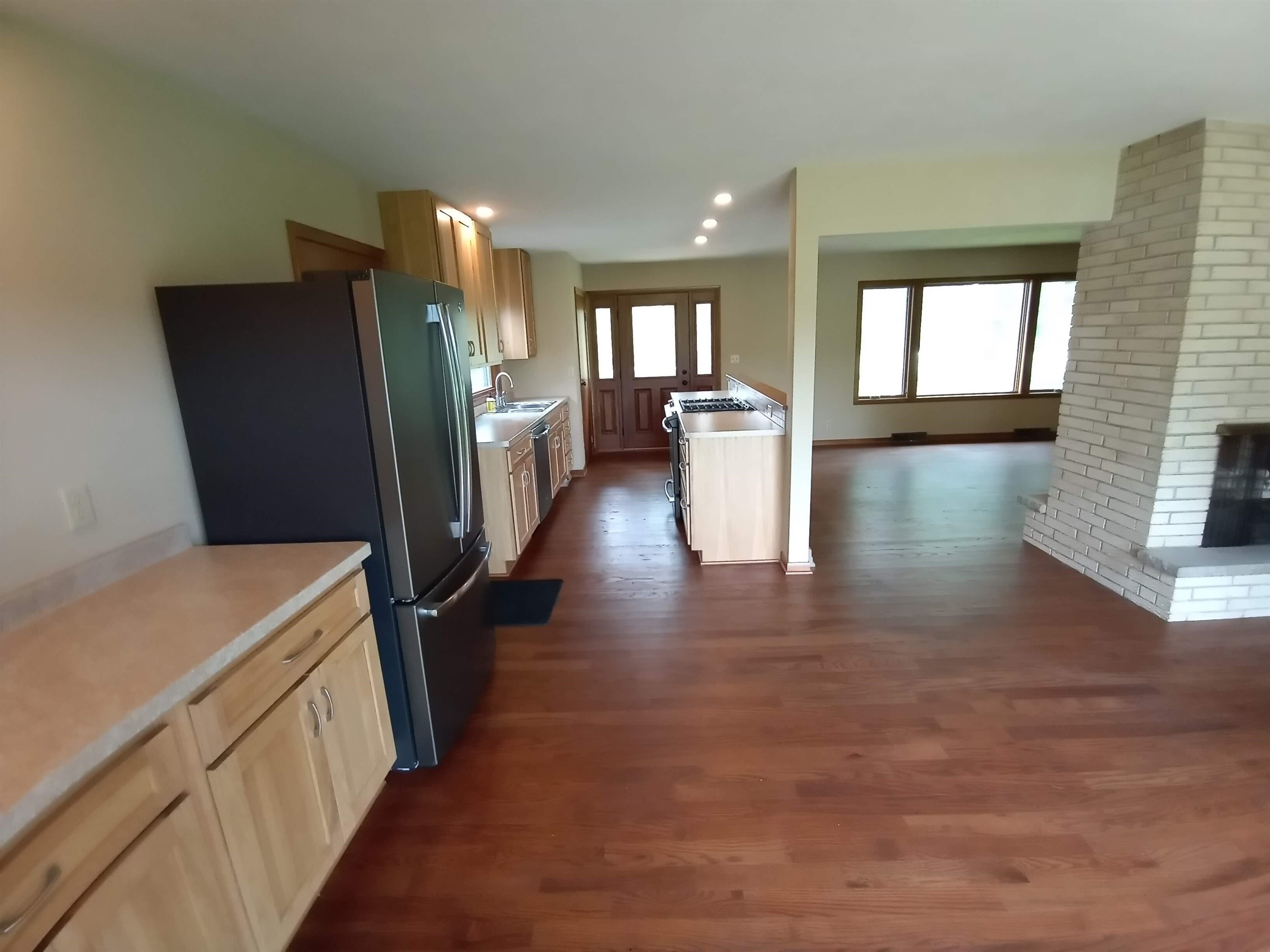 2824 Goeke Road Pecatonica, IL 61063 - Photo 8 of 38 Gallery Image 8