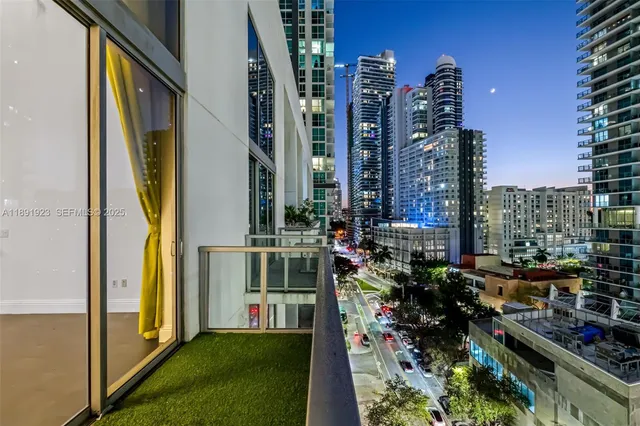 a view of a outdoor space