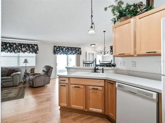 $298,000 | 392 Rose Croft Terrace, The Villages, FL 32162