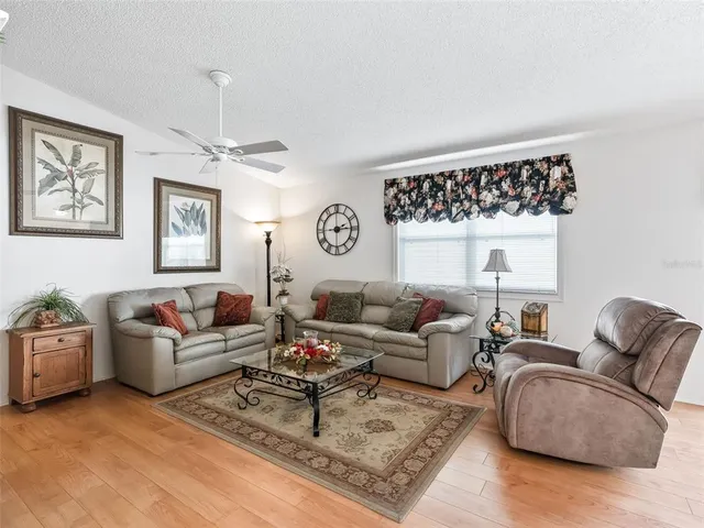 $298,000 | 392 Rose Croft Terrace, The Villages, FL 32162