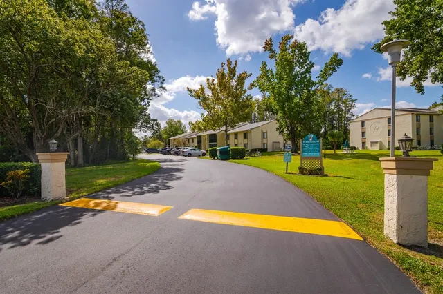 $214,999 | 1433 Pine Glen Place, Unit G1, Tarpon Springs, FL 34688