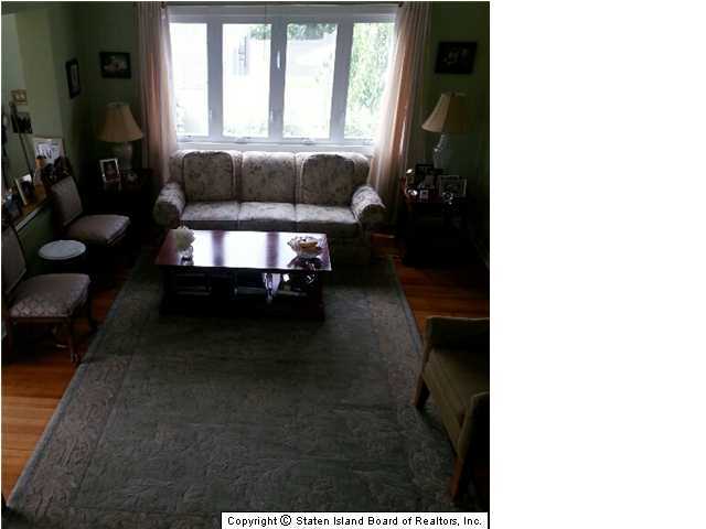 933 Richmond Road Staten Island, NY 10304 - Photo 7 of 15 Additional Photo