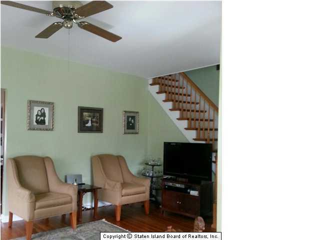 933 Richmond Road Staten Island, NY 10304 - Photo 8 of 15 Additional Photo