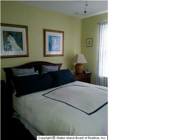 933 Richmond Road Staten Island, NY 10304 - Photo 9 of 15 Additional Photo