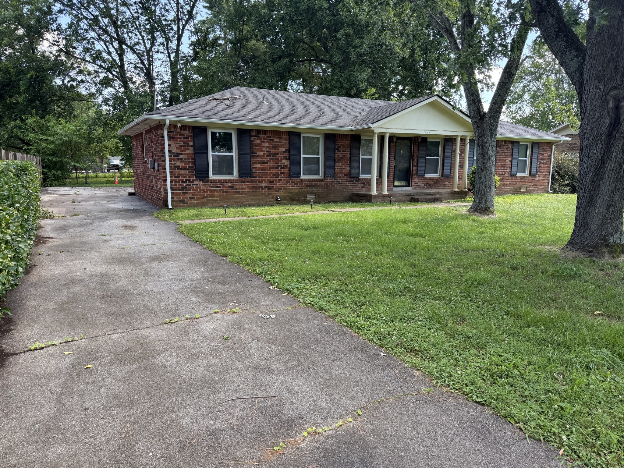 1423 Avon Road Murfreesboro, TN 37129 - Photo 2 of 2
