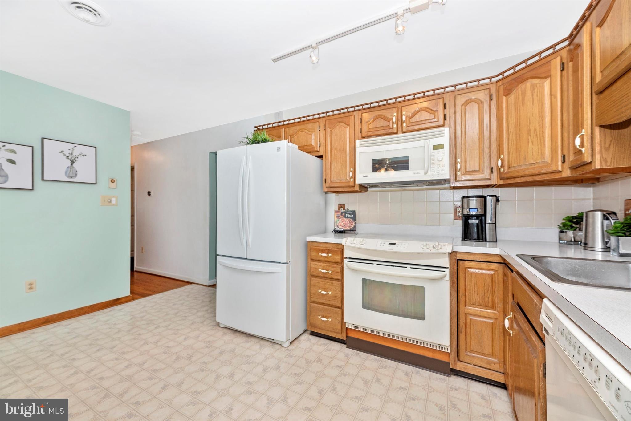 7716 McKaig Road Frederick, MD 21701 - Photo 15 of 47 KITCHEN AREA